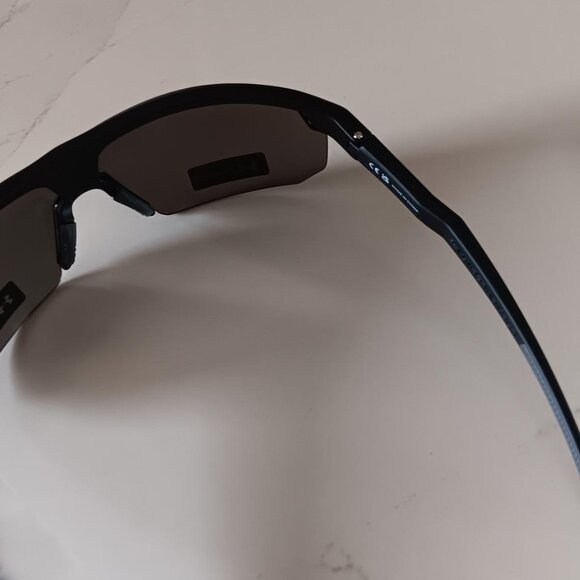UNDER ARMOUR Sunglasses DRIVEN/G 06W Matte Black Gray Polarized NEW - Picture 7 of 13